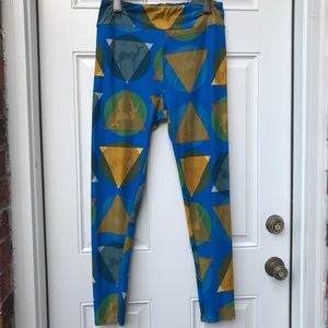 Lularoe T/C Deer Print Leggings